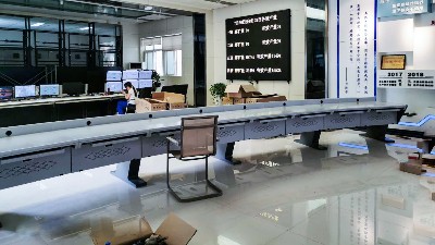 昆明云茂：昆明監(jiān)控操作臺(tái)加工定制的首選廠家