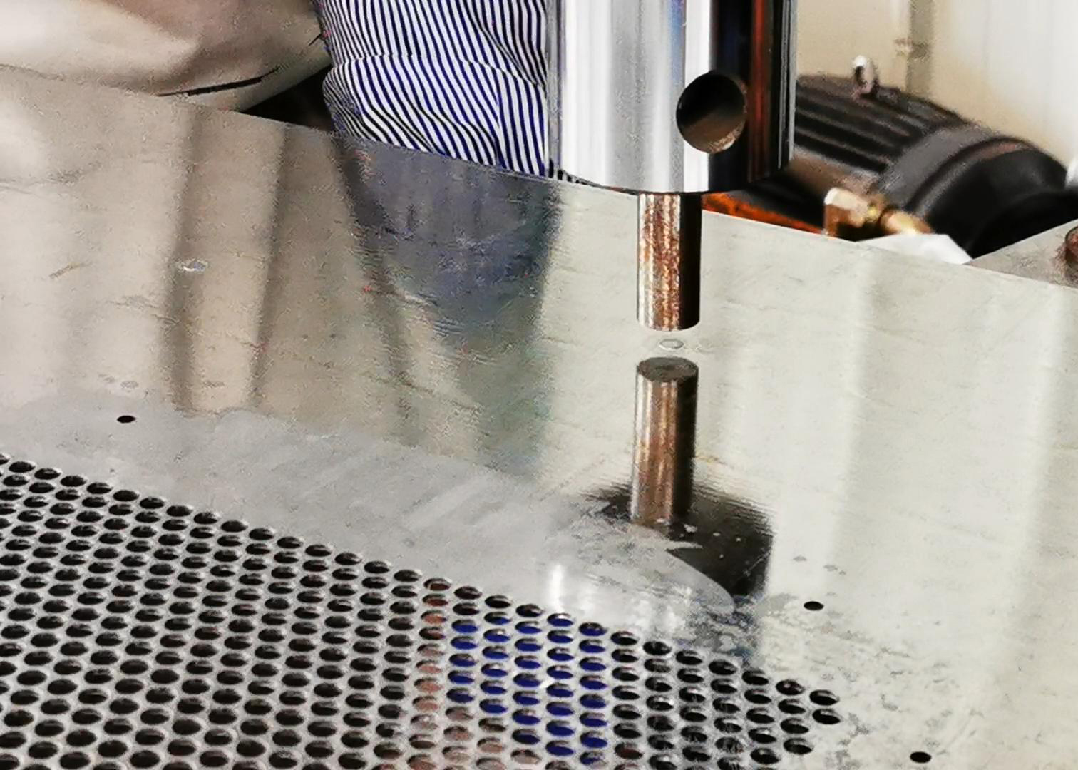 想要找廠家進行“金屬殼體”鈑金定制應該怎樣選擇關鍵詞