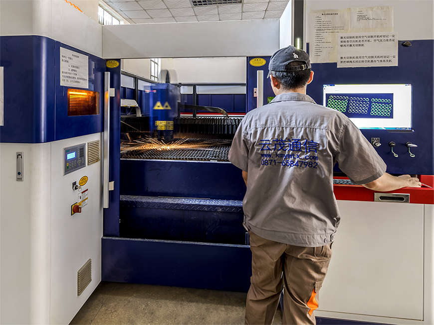 昆明本地的鈑金加工廠有能做不銹鋼定制的嗎？